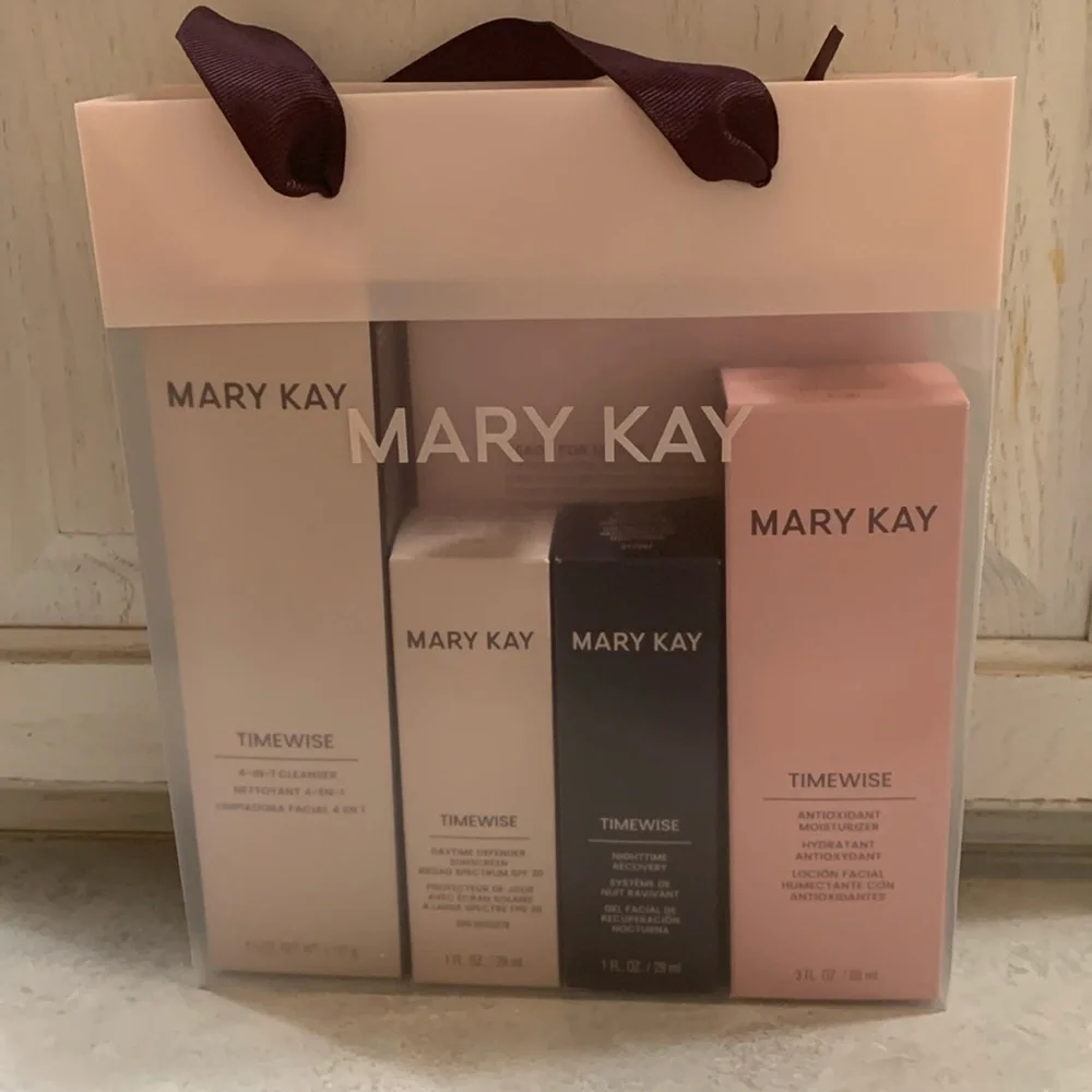 Mary Kay Time Wise miracle set for Combination to oily skin NIB - Picture 2 of 13